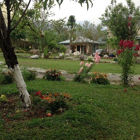 Nagri Resort Pālampur Eksteriør billede